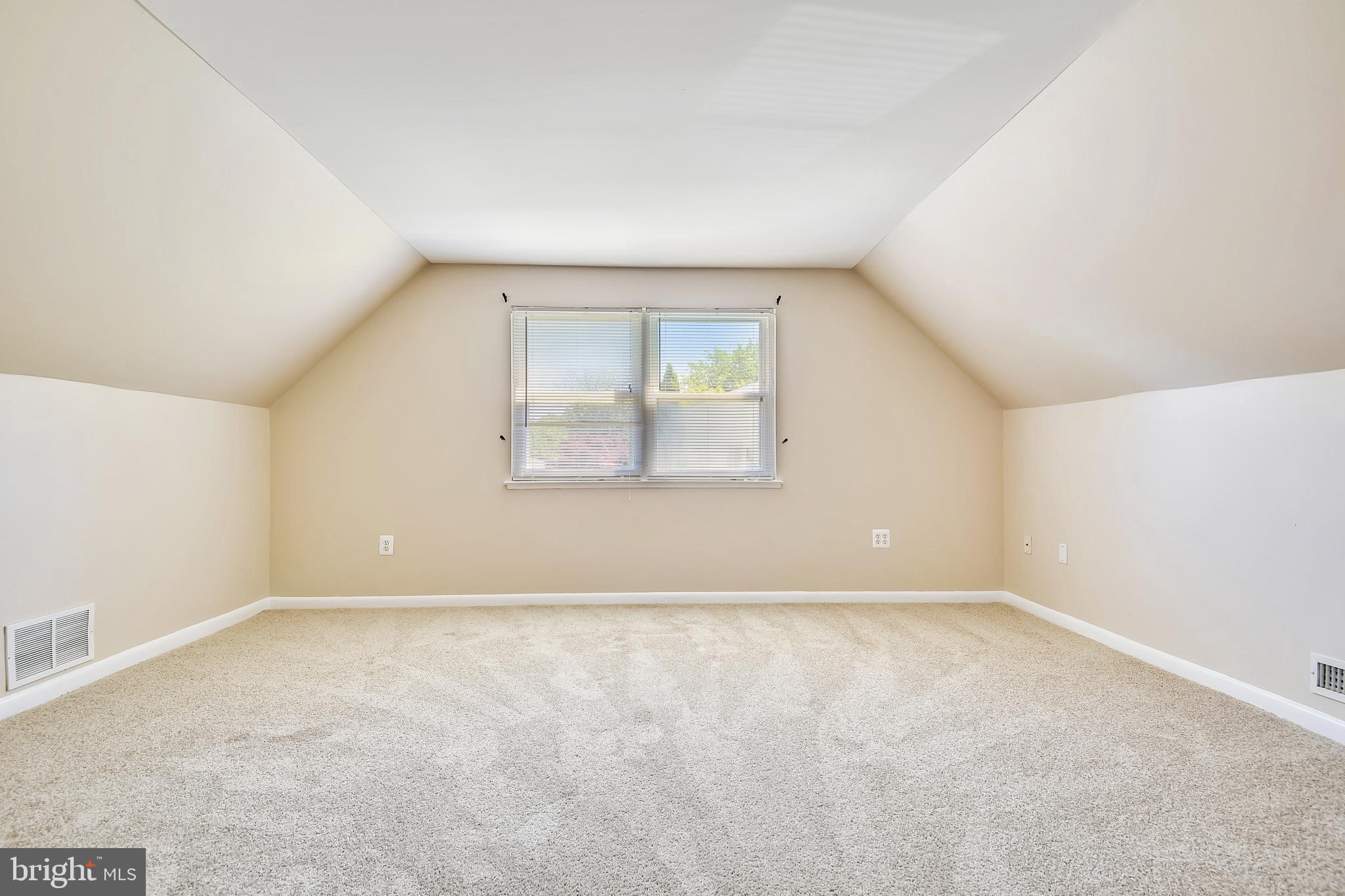 6123 Burnt Oak Road Baltimore, MD 21228 - Photo 26 of 51