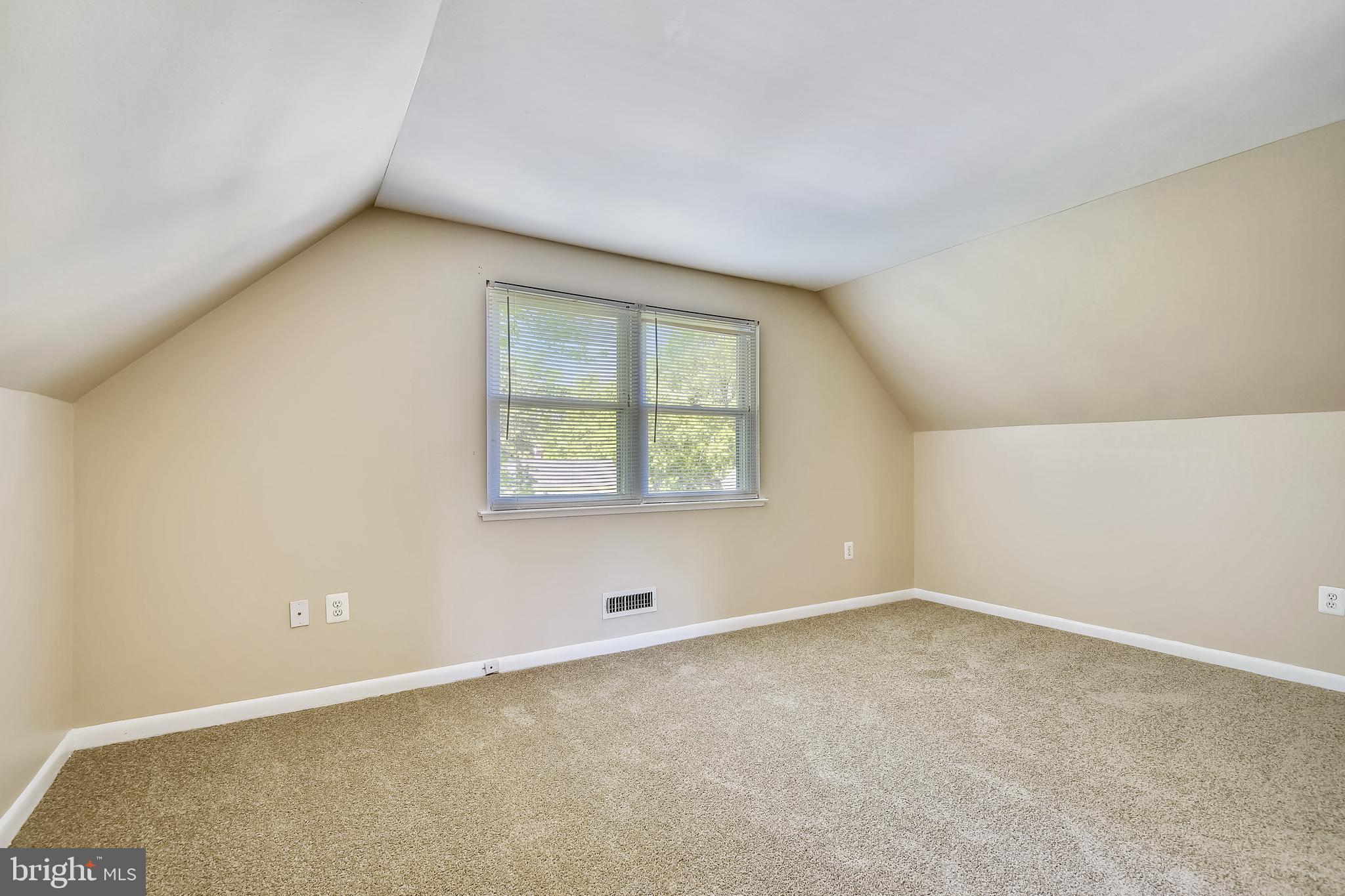 6123 Burnt Oak Road Baltimore, MD 21228 - Photo 28 of 51