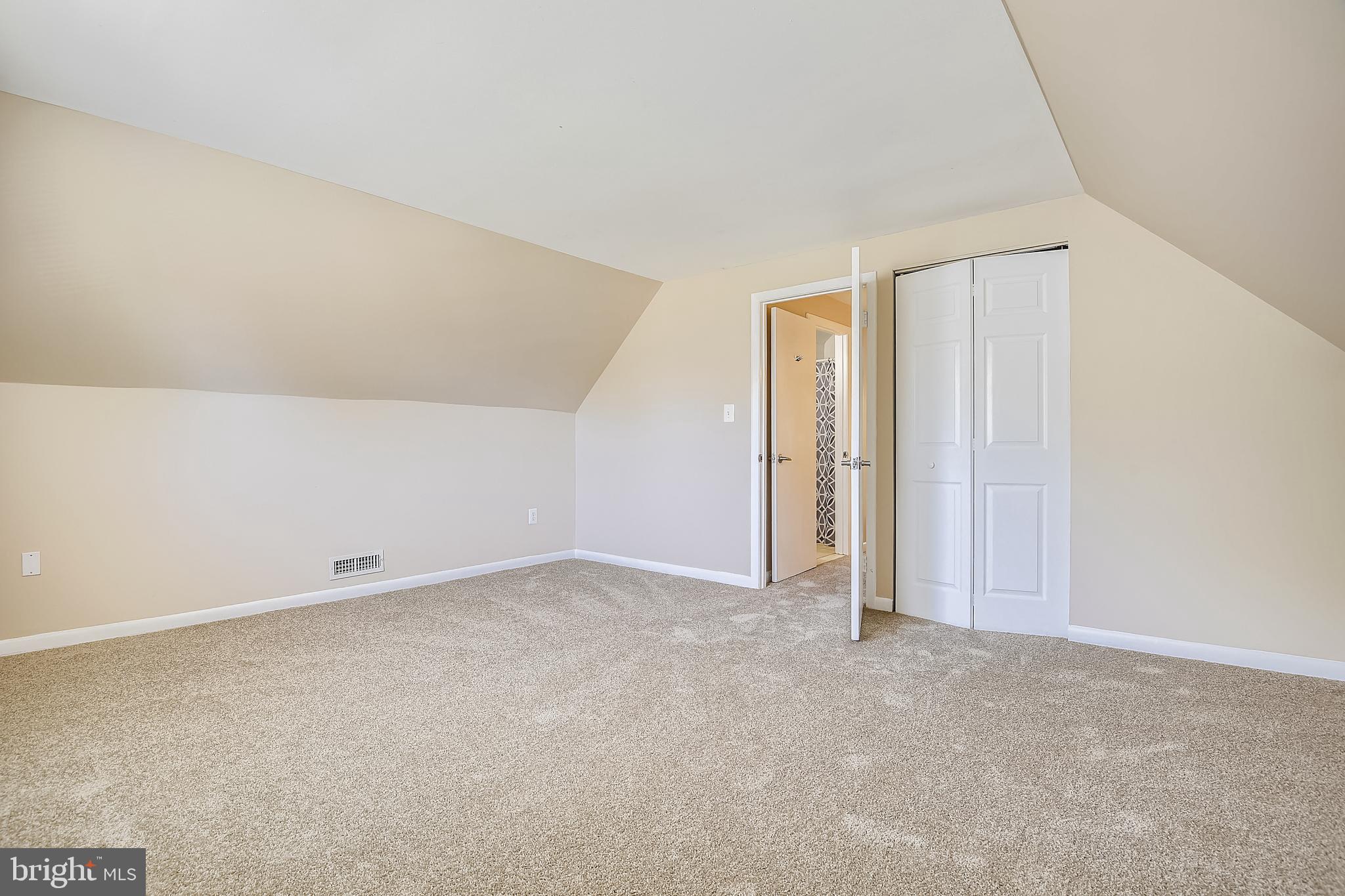 6123 Burnt Oak Road Baltimore, MD 21228 - Photo 29 of 51
