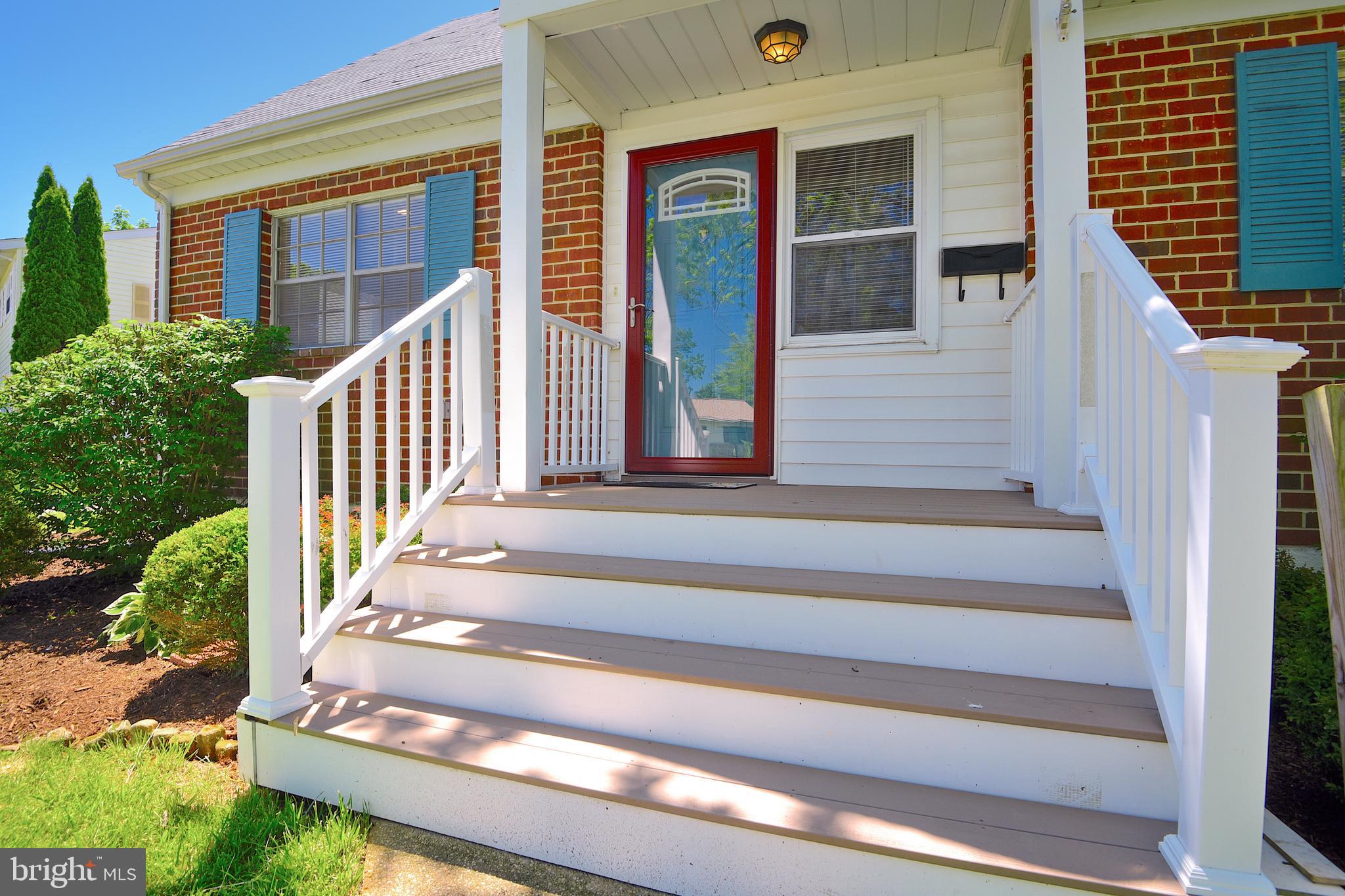 6123 Burnt Oak Road Baltimore, MD 21228 - Photo 4 of 51