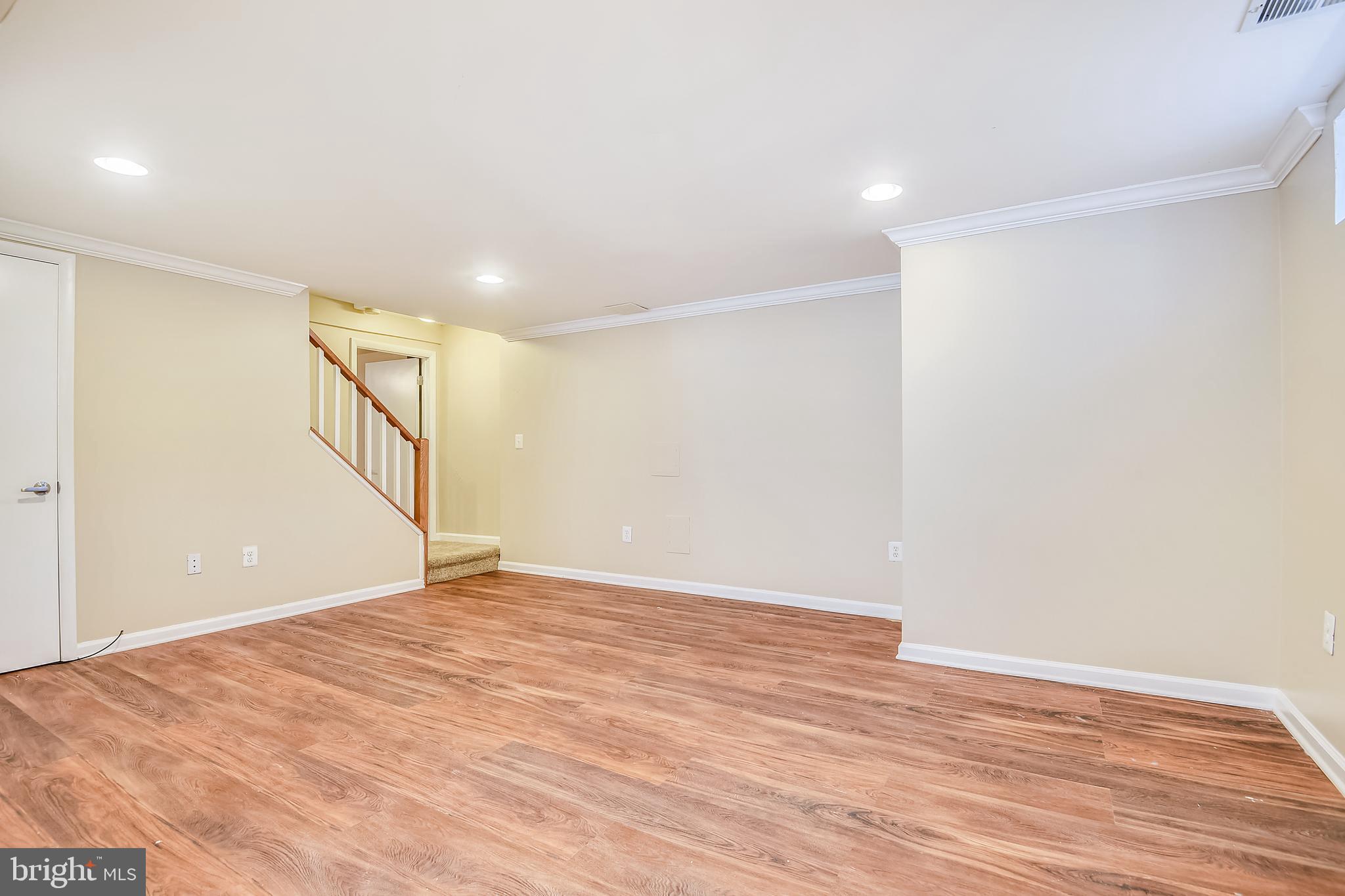 6123 Burnt Oak Road Baltimore, MD 21228 - Photo 32 of 51