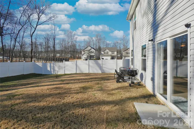 $2,500 | 6008 Lowe Lane, Charlotte, NC 28214