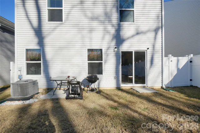 $2,500 | 6008 Lowe Lane, Charlotte, NC 28214