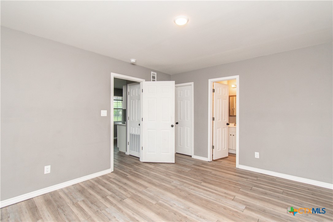 501 Root Avenue, Unit 4 Killeen, TX 76541 - Photo 8 of 9