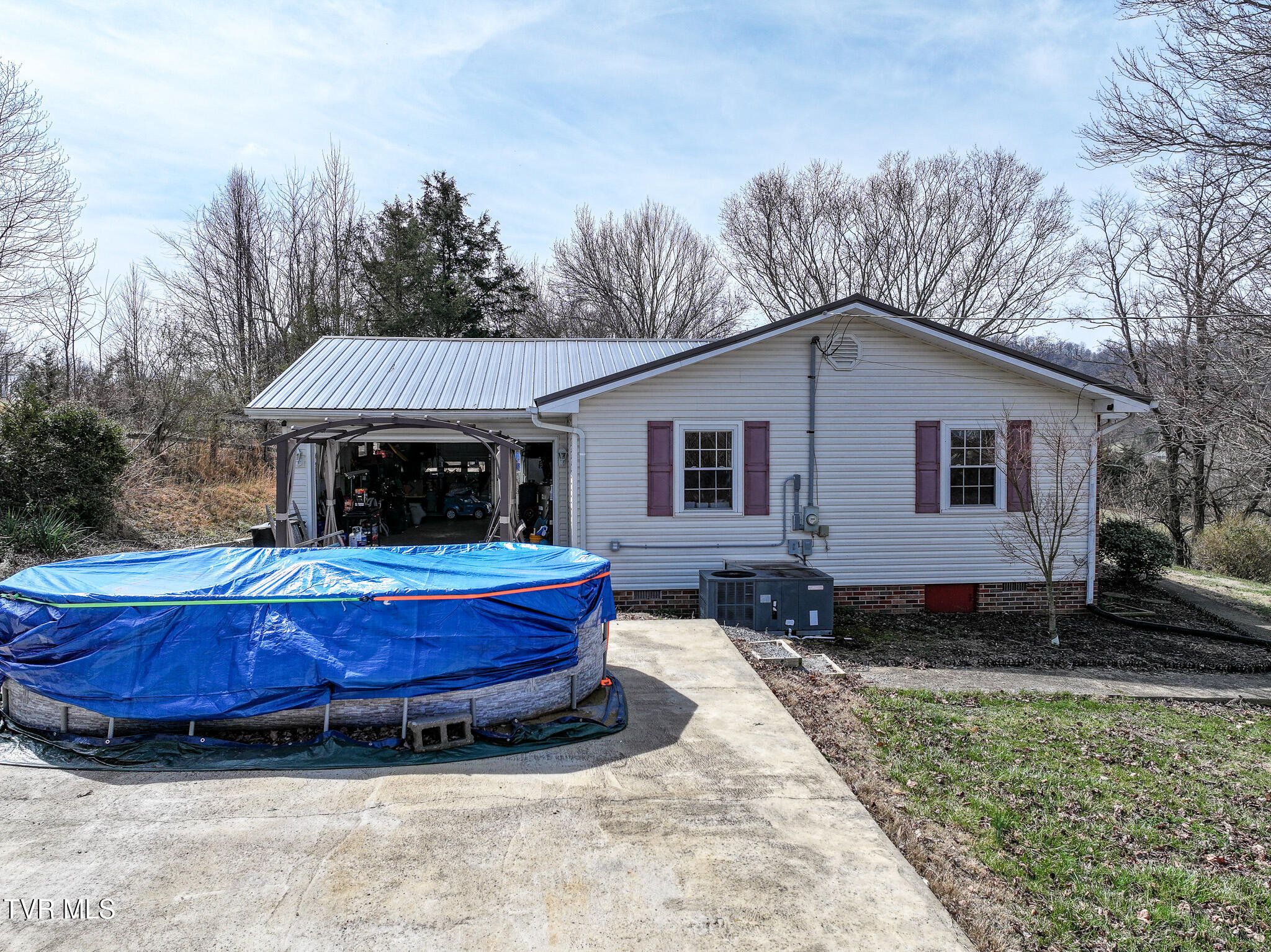 119 Mccartt Loop Chuckey, TN 37641 - Photo 36 of 49 36