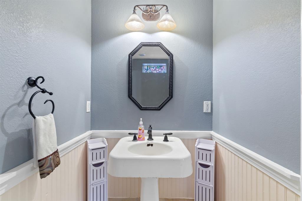 600 Seals Road Bartonville, TX 76226 - Photo 16 of 40