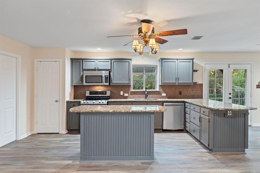 600 Seals Road Bartonville, TX 76226 - Photo 8 of 40