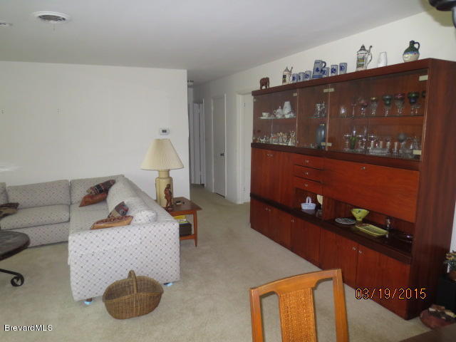 430 Rosedale Drive Satellite Beach, FL 32937 - Photo 4 of 18 Living Room