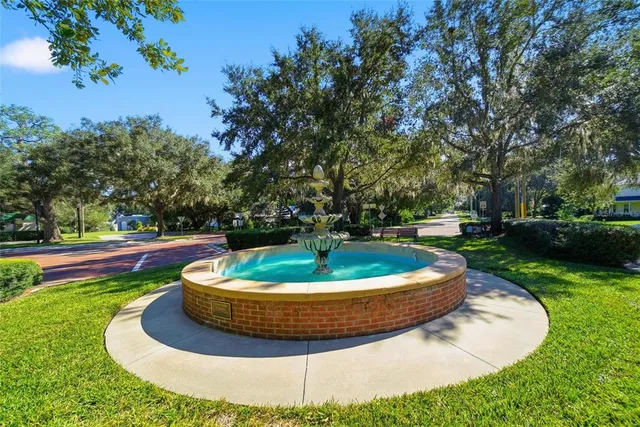 $395,000 | 321 East Gulley Avenue, Oakland, FL 34760