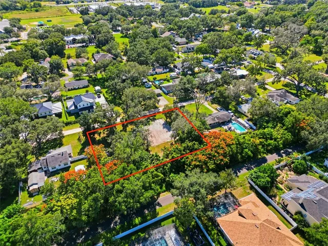 $395,000 | 321 East Gulley Avenue, Oakland, FL 34760