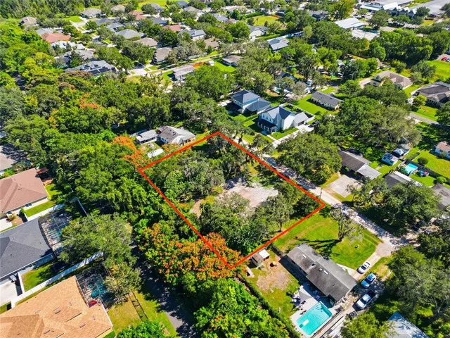 $395,000 | 321 East Gulley Avenue, Oakland, FL 34760