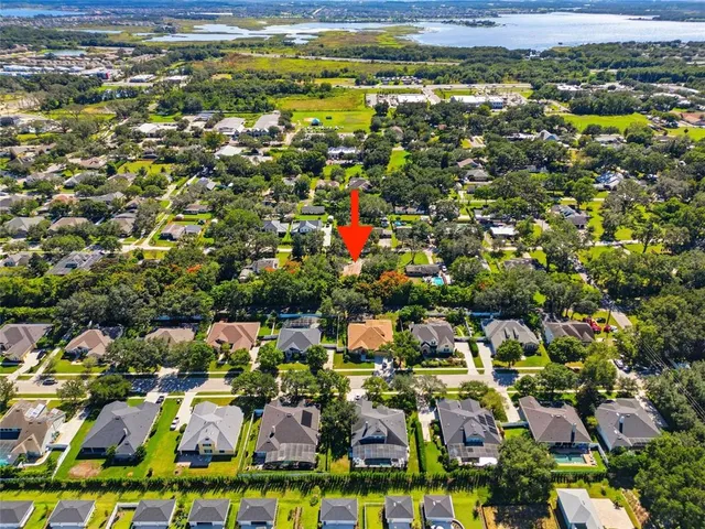 $395,000 | 321 East Gulley Avenue, Oakland, FL 34760