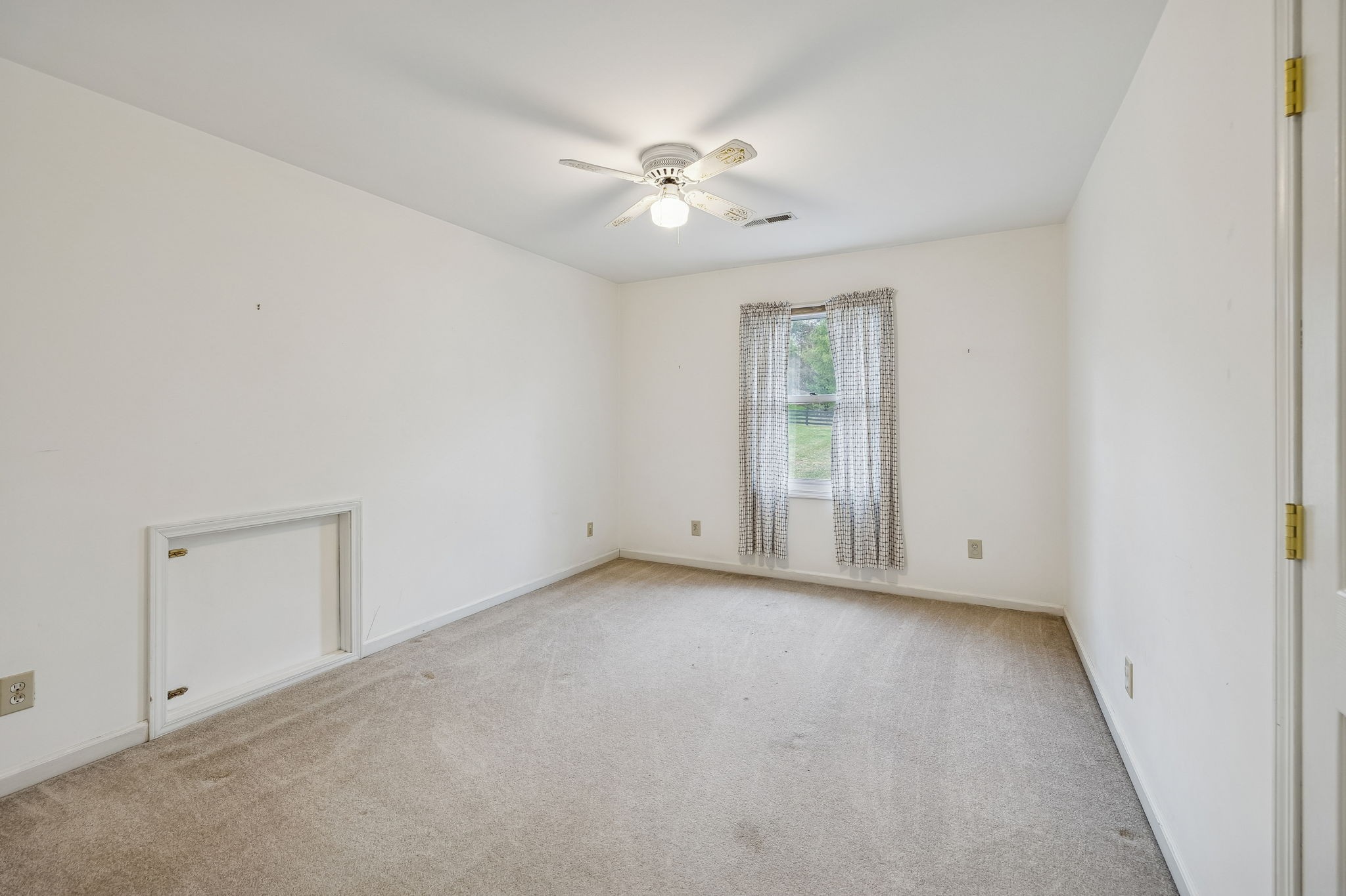 1990 Wilson Pike Franklin, TN 37067 - Photo 32 of 74