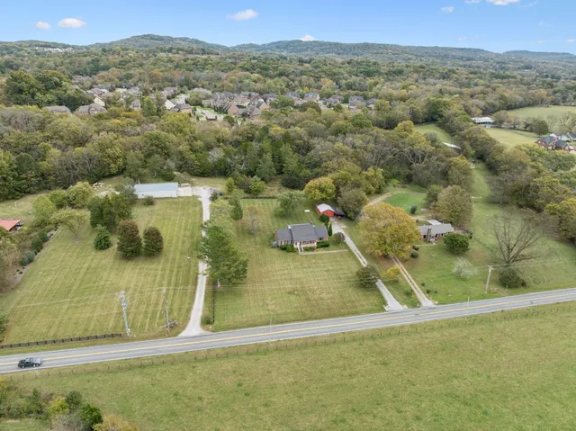 $799,900 | 1990 Wilson Pike, Franklin, TN 37067