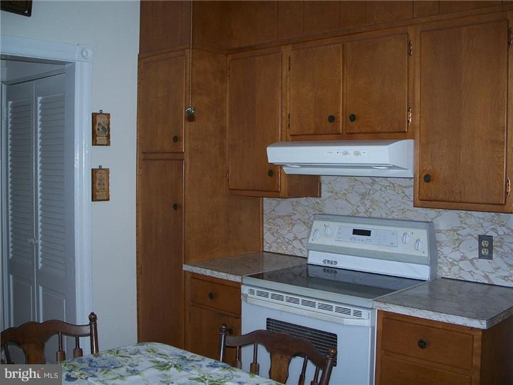 25 Ralston Avenue Havertown, PA 19083 - Photo 8 of 23 Kitchen