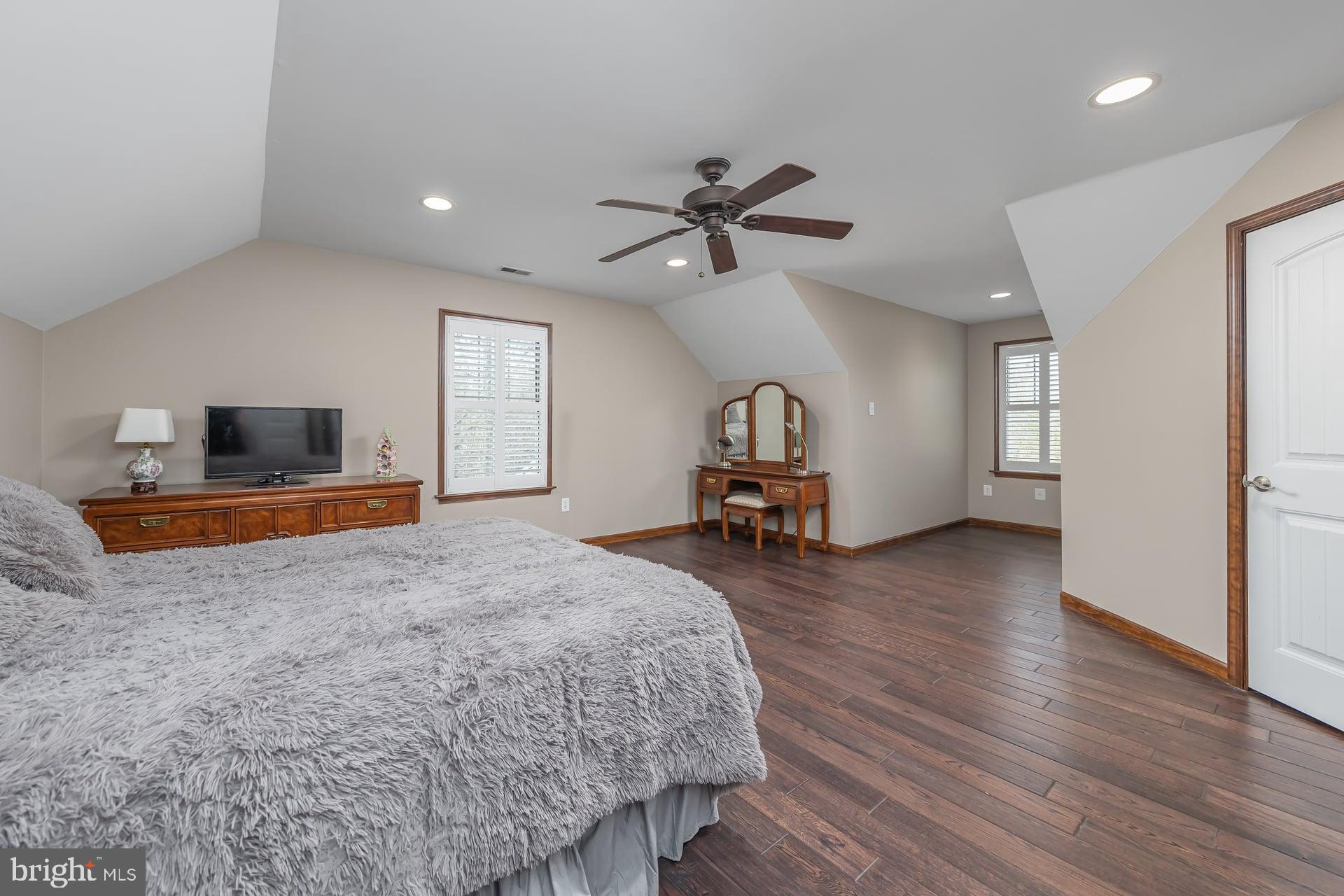 261 Back Creek Road Swedesboro, NJ 08085 - Photo 21 of 24 Bedroom 2- Second Floor