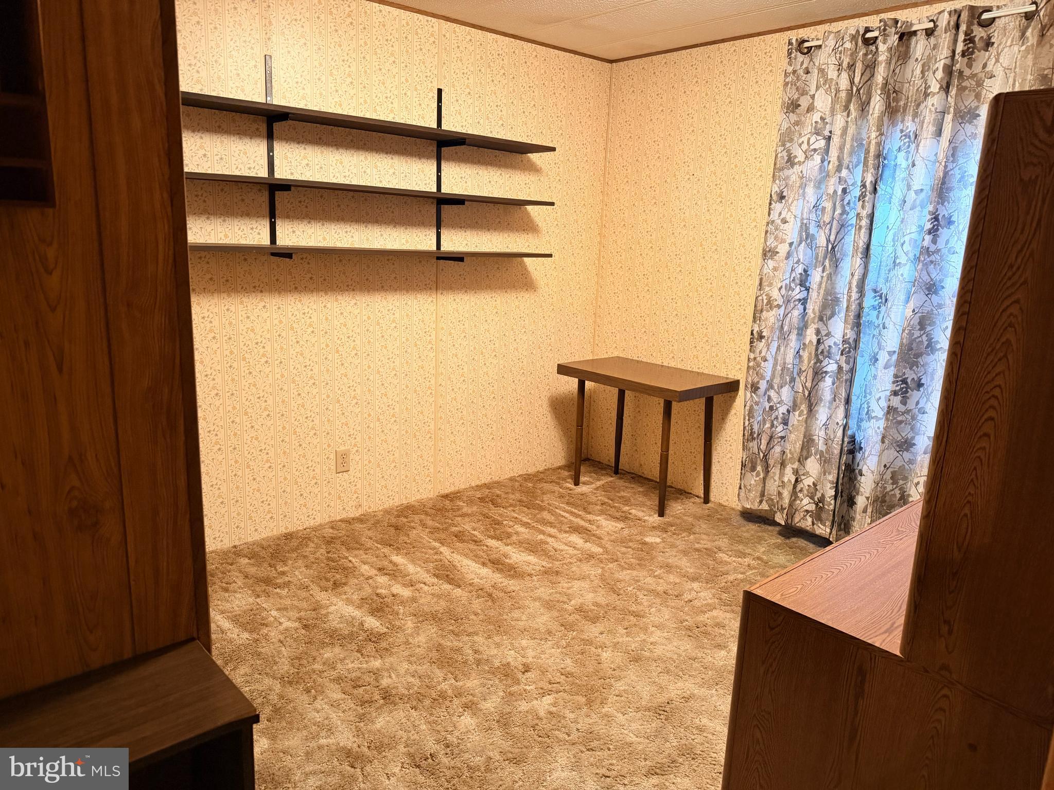 16872 Shinham Road Hagerstown, MD 21740 - Photo 12 of 41 BEDROOM 1