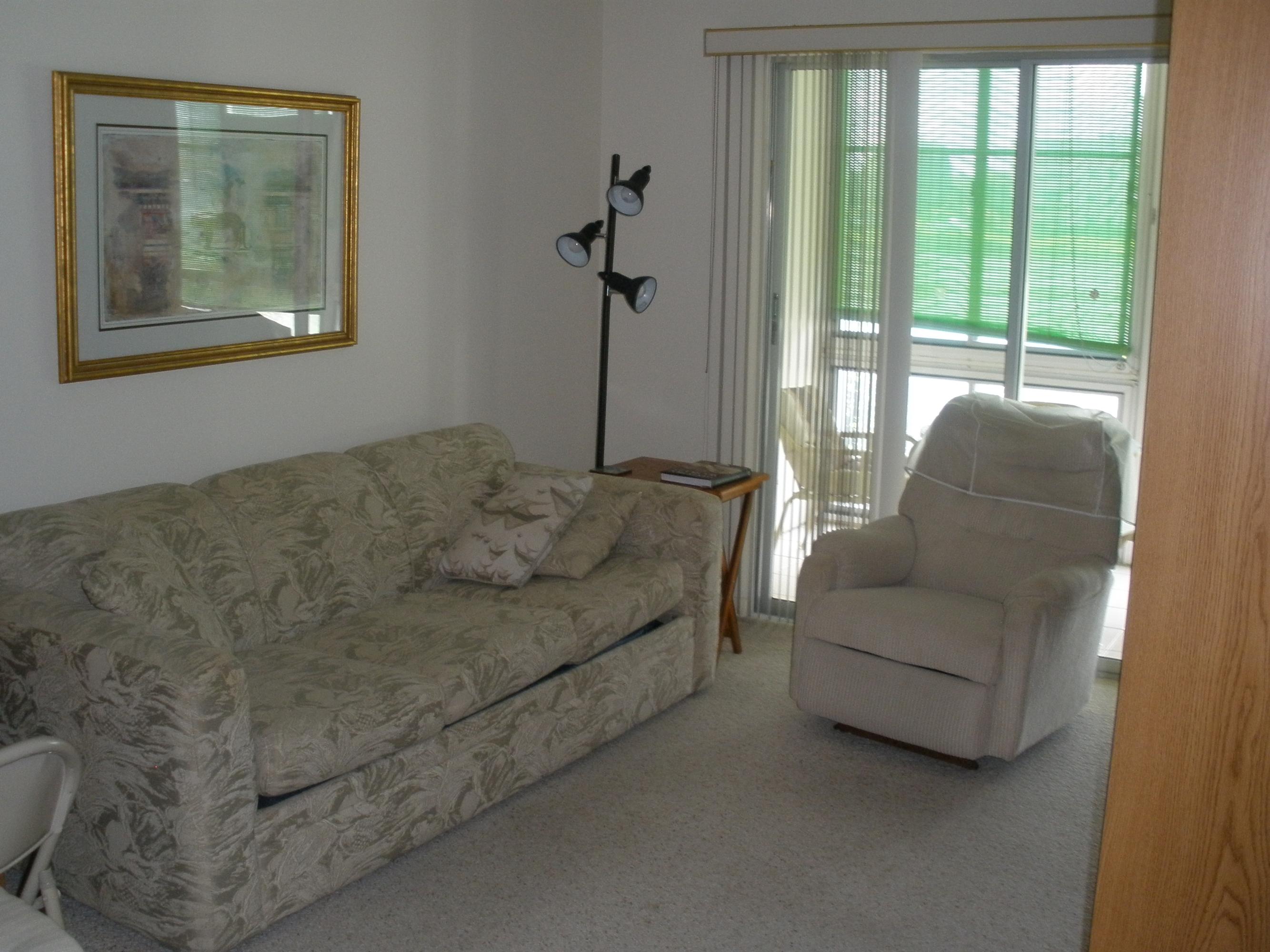 1025 Lincoln A, Unit B Boca Raton, FL 33434 - Photo 6 of 11 Bedroom