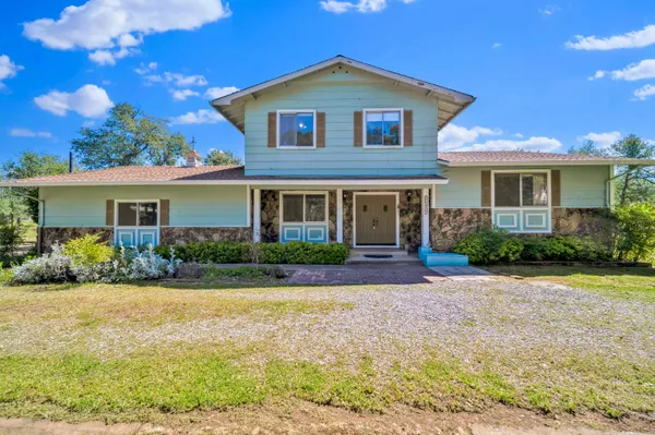 $450,000 | 20435 Winchester Trail, Redding, CA 96003
