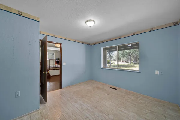 $450,000 | 20435 Winchester Trail, Redding, CA 96003