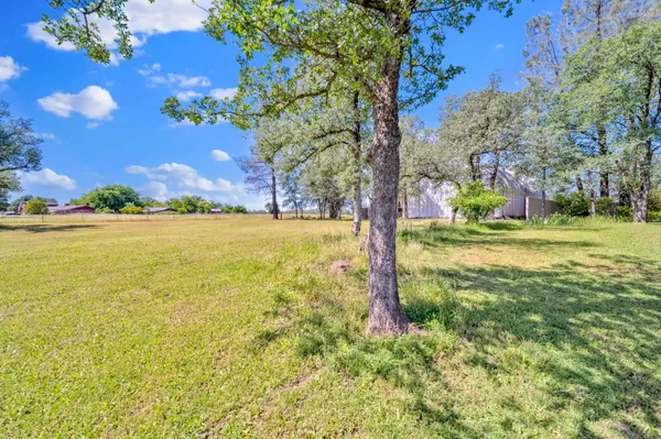 $450,000 | 20435 Winchester Trail, Redding, CA 96003
