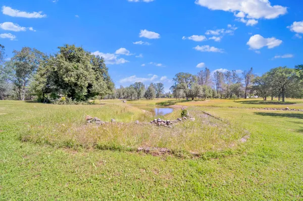 $450,000 | 20435 Winchester Trail, Redding, CA 96003