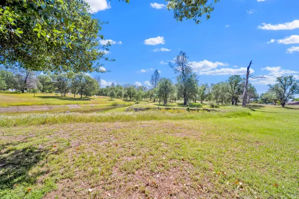 $450,000 | 20435 Winchester Trail, Redding, CA 96003
