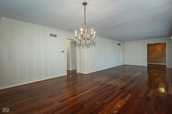 $420,000 | 7347 Hampstead Lane, Indianapolis, IN 46256