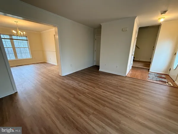 $2,400 | 700 East H Street, Brunswick, MD 21716