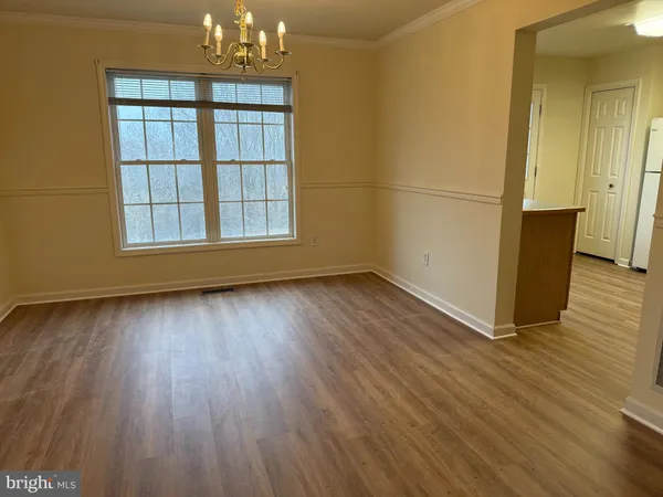 $2,400 | 700 East H Street, Brunswick, MD 21716