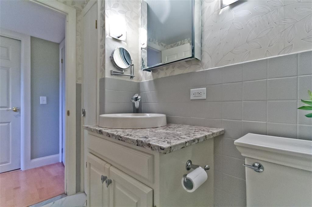 16 Mayflower Road Westbrook, ME 04092 - Photo 33 of 34 Bathroom