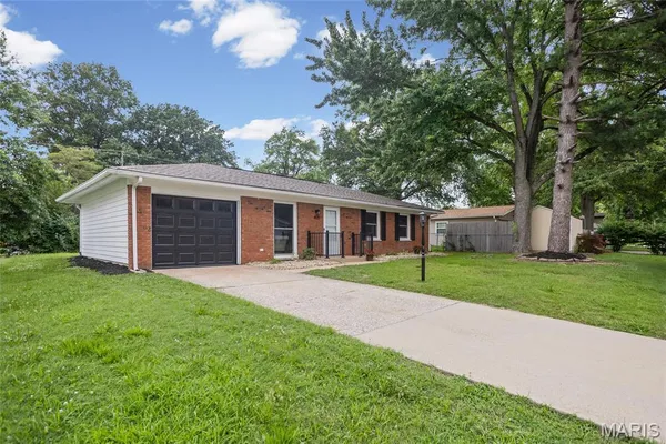 $164,900 | 405 Todd Lane, Belleville, IL 62221