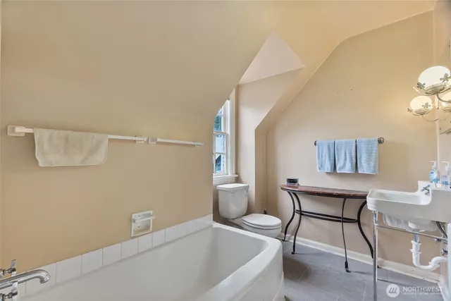 $440,000 | 407 North 6th Street, Shelton, WA 98584