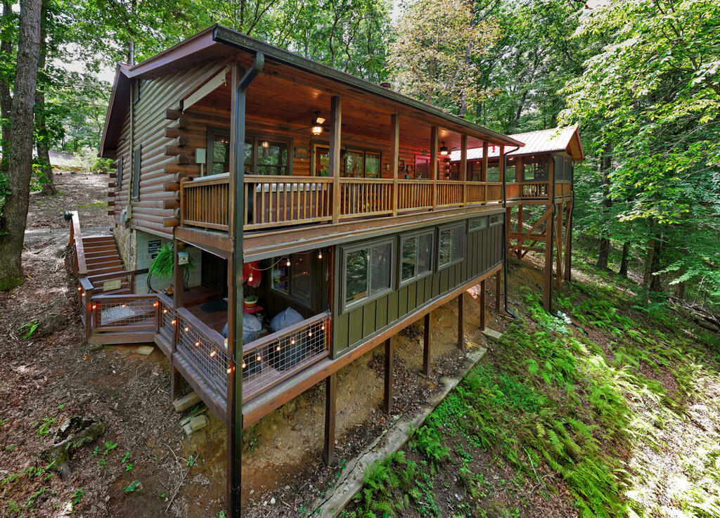 9 Casey Court Blue Ridge, GA 30513 - Photo 12 of 52 Gallery Image 12