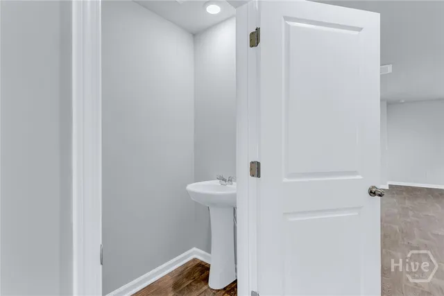 $2,000 | 173 Coneflower Road, Bloomingdale, GA 31302