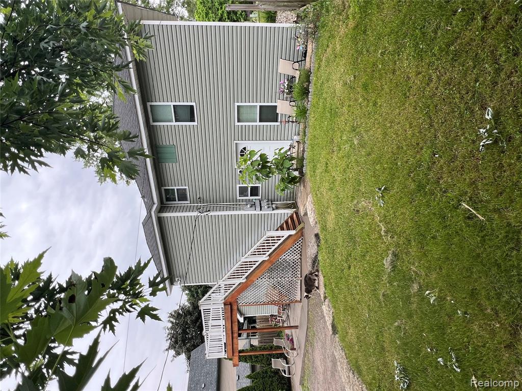 320 Higgins Street Howell, MI 48843 - Photo 21 of 26