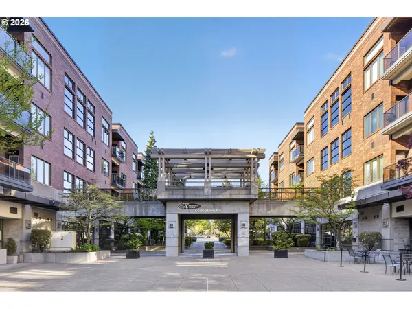 $525,000 | 300 West 8th Street, Unit 324, Vancouver, WA 98660
