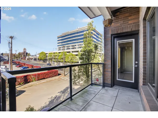 $525,000 | 300 West 8th Street, Unit 324, Vancouver, WA 98660