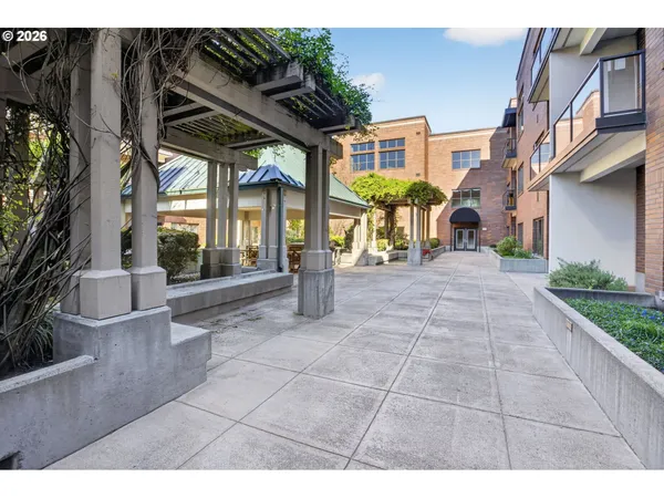 $525,000 | 300 West 8th Street, Unit 324, Vancouver, WA 98660