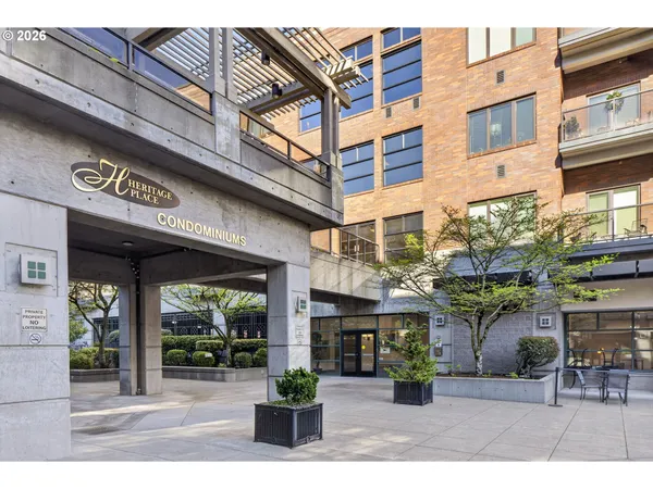 $525,000 | 300 West 8th Street, Unit 324, Vancouver, WA 98660