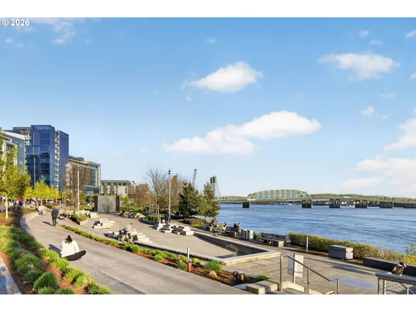 $525,000 | 300 West 8th Street, Unit 324, Vancouver, WA 98660