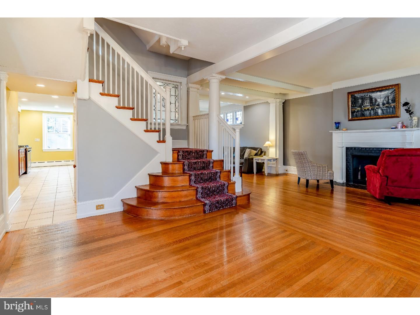 412 North Chester Road Swarthmore, PA 19081 - Photo 3 of 25 Foyer