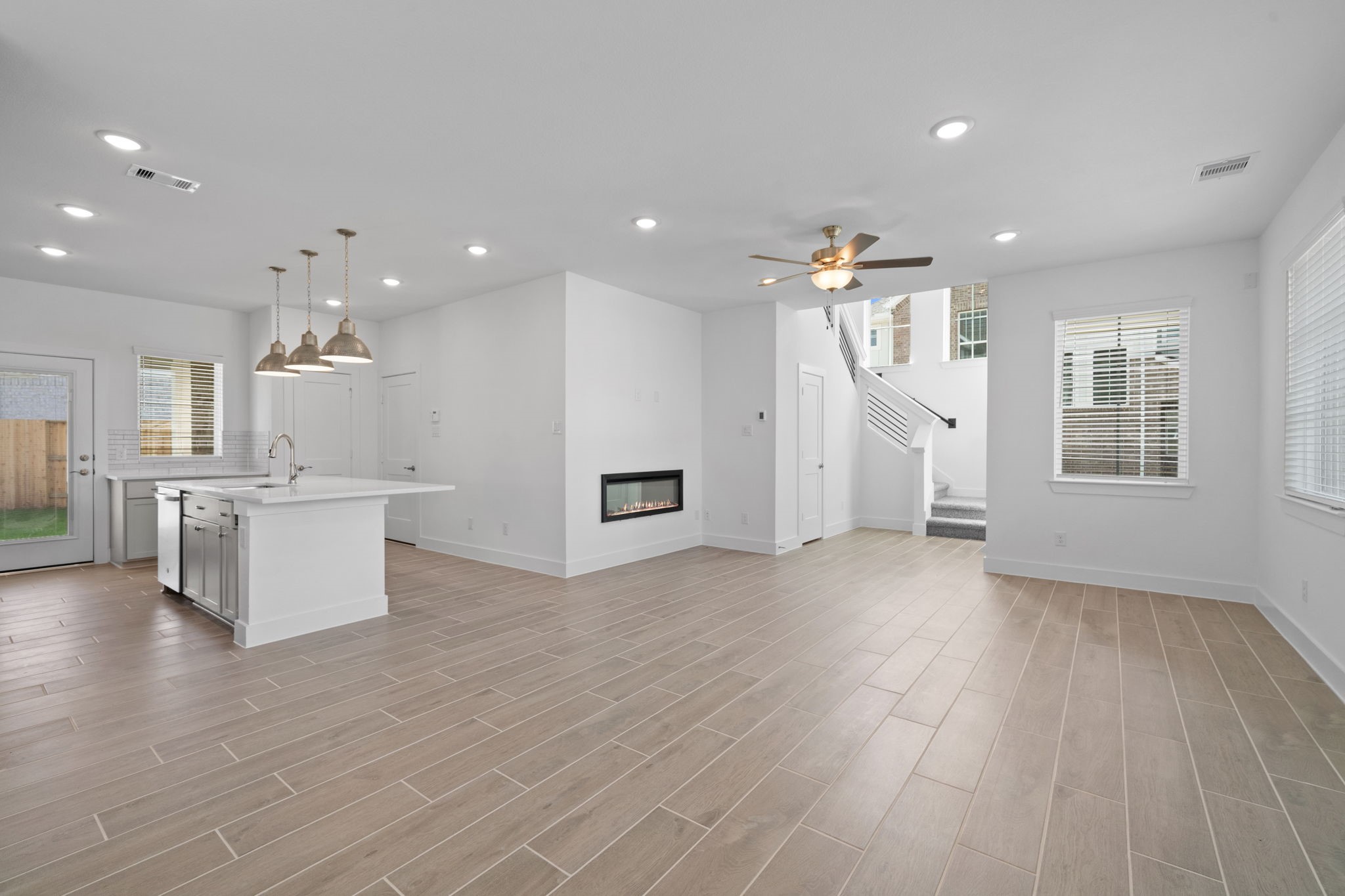 10003 Agave Pt Court Manvel, TX 77578 - Photo 11 of 46