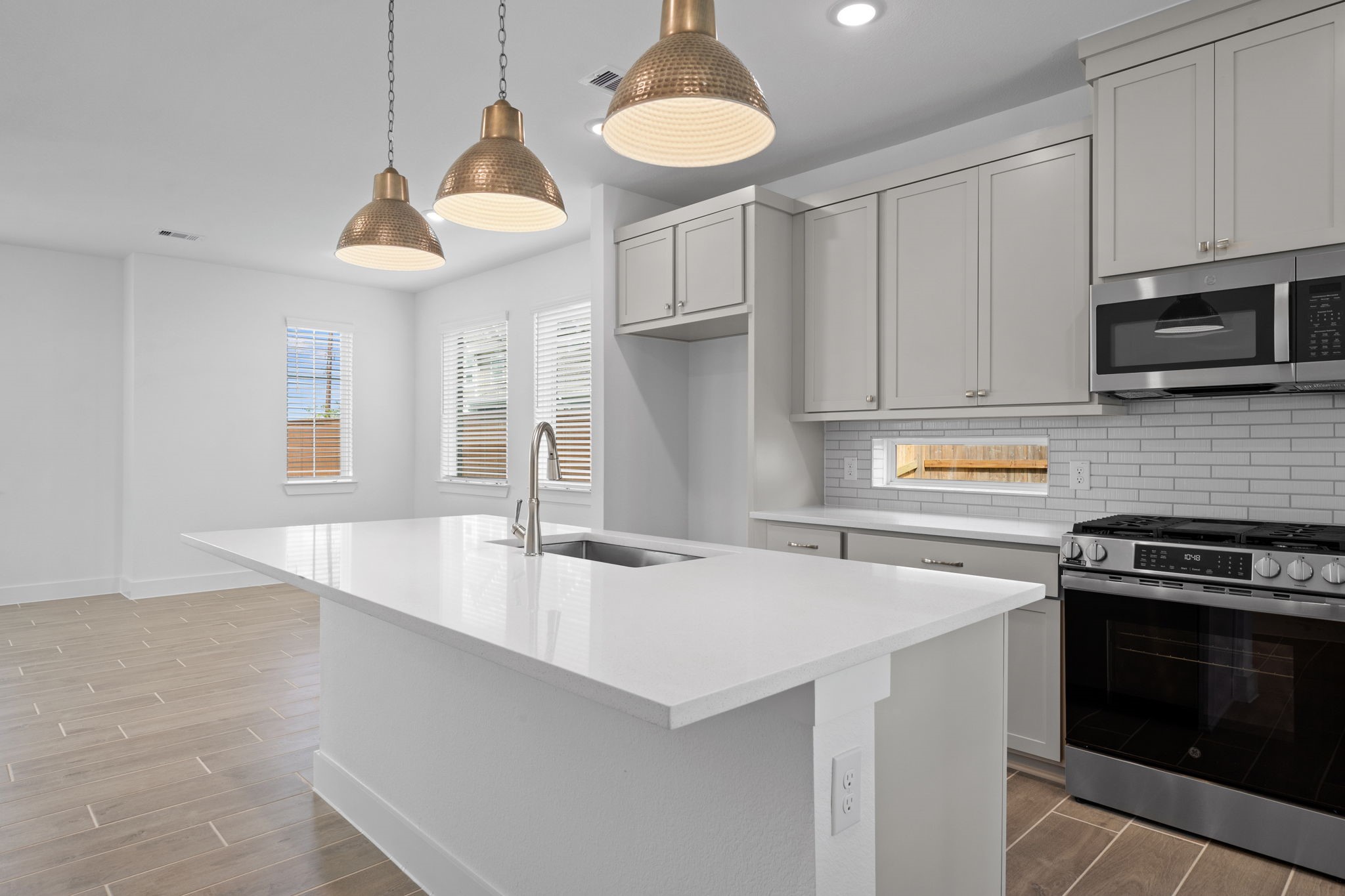 10003 Agave Pt Court Manvel, TX 77578 - Photo 5 of 46