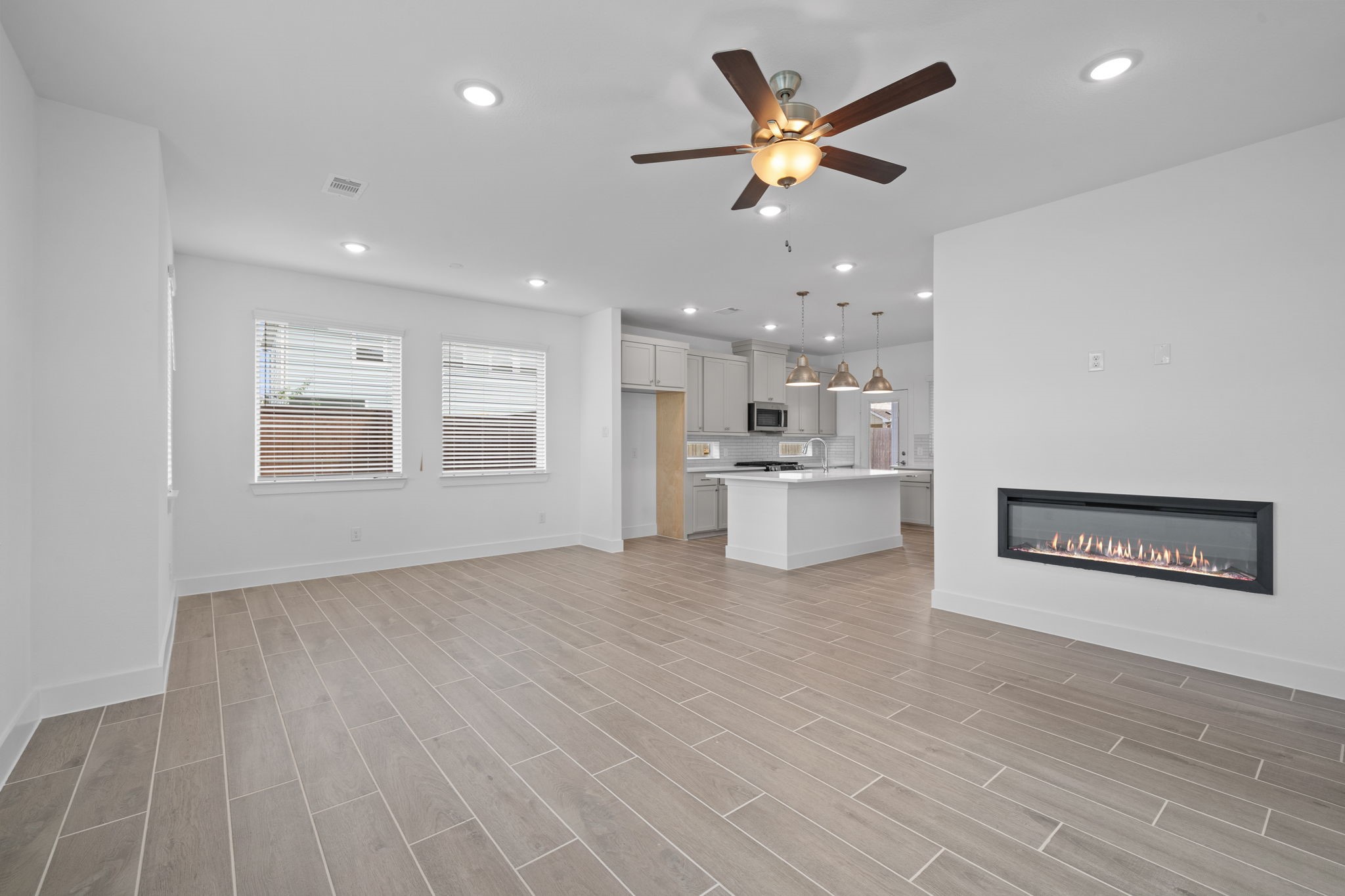 10003 Agave Pt Court Manvel, TX 77578 - Photo 10 of 46