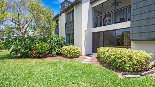 $2,400 | 1545 Oyster Catcher Point, Unit A, Naples, FL 34105