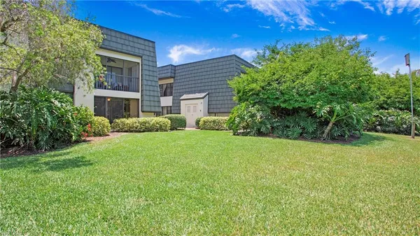 $2,400 | 1545 Oyster Catcher Point, Unit A, Naples, FL 34105