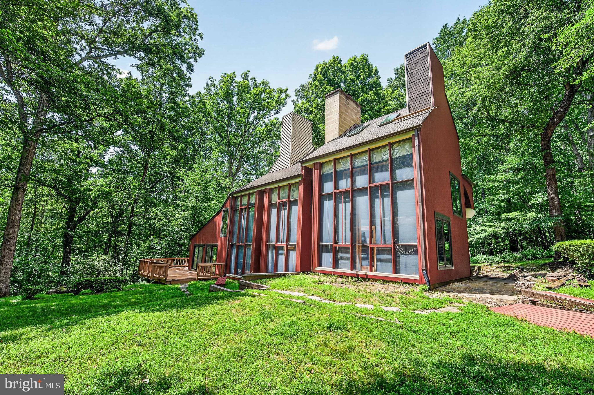 10817 Cross School Road Reston, VA 20191 - Photo 85 of 89 House Facing South