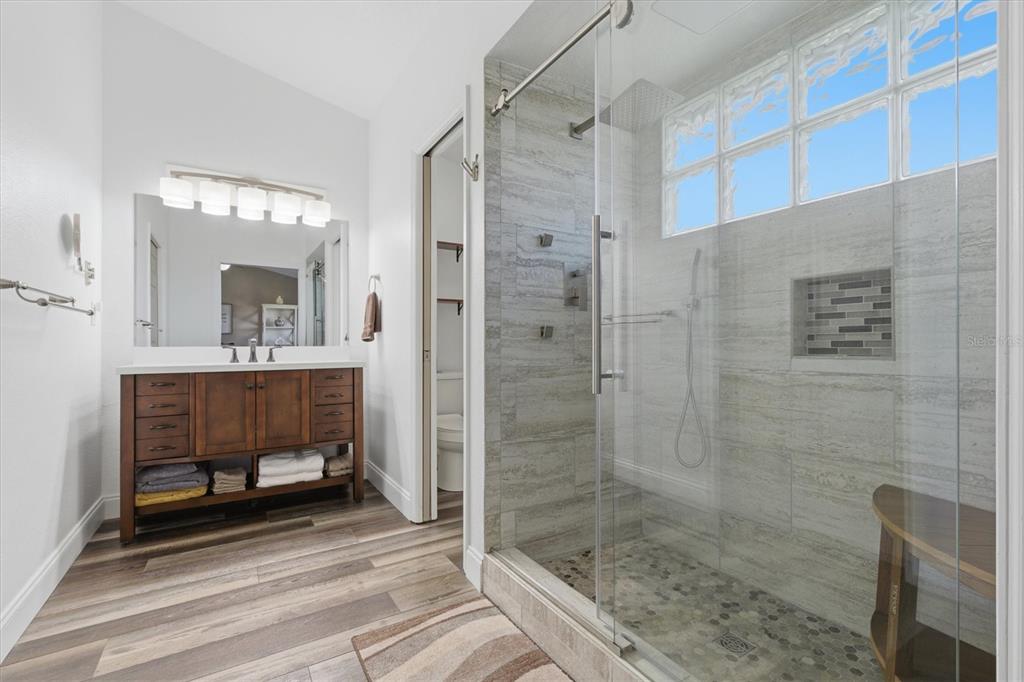 3221 Meta Court Largo, FL 33771 - Photo 22 of 40 a bathroom with a shower