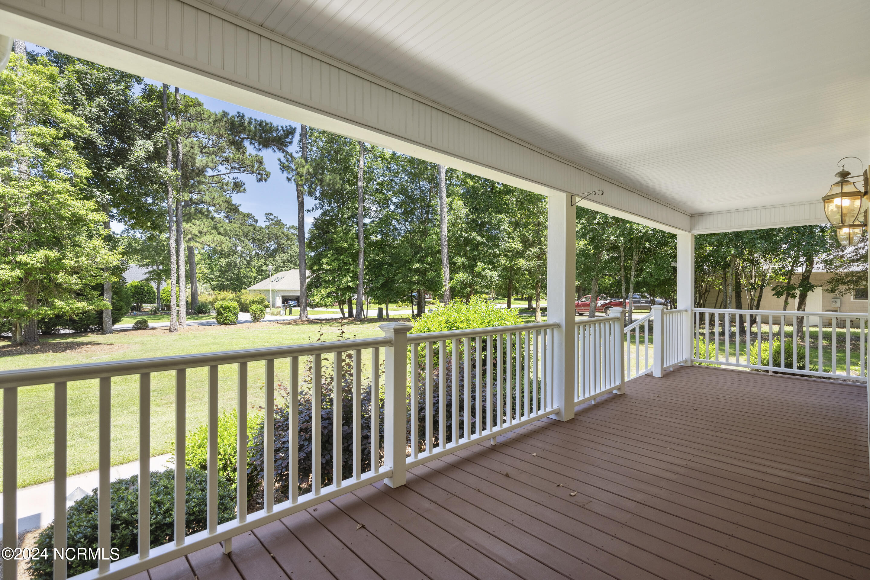 654 Sawgrass Road Hampstead, NC 28443 - Photo 7 of 74 Front Porch